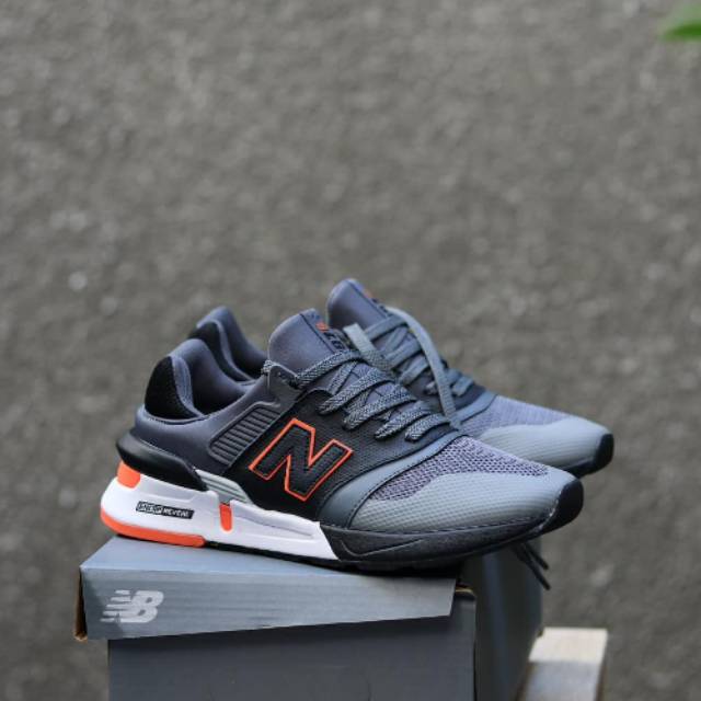 New Balance 997s Wolf Grey