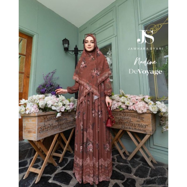 De Voyage by Jawhara Syari JS