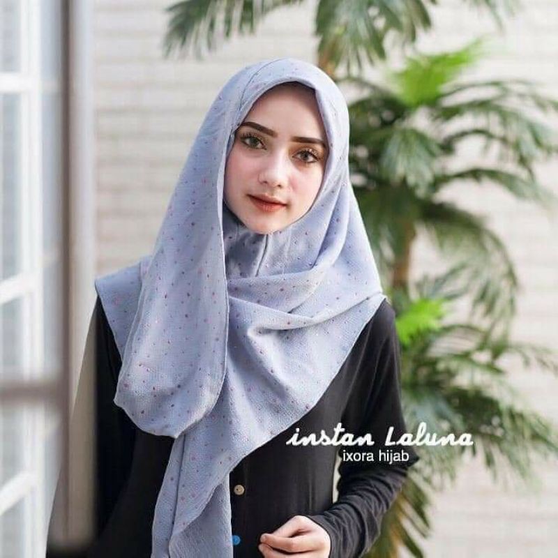 Jilbab pesta motif polos Segitiga instan laluna original ixora hijab