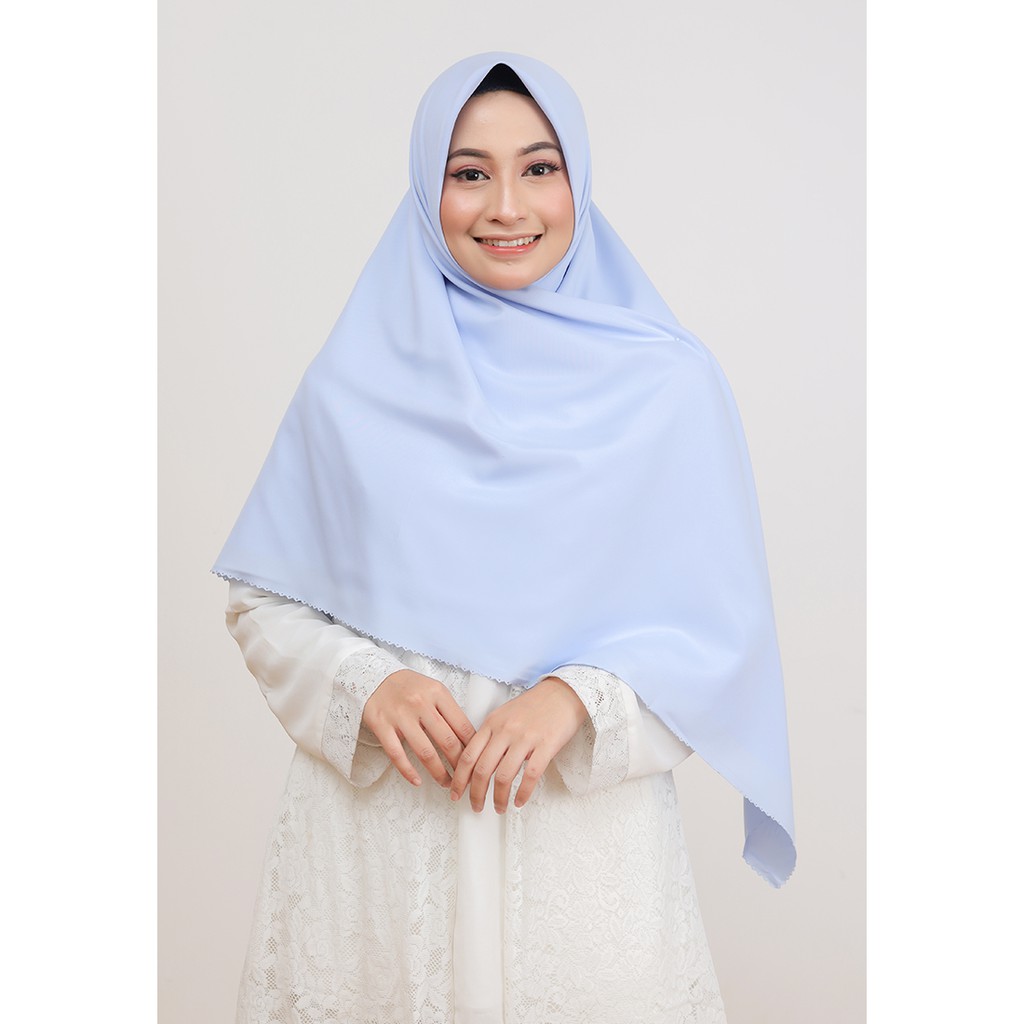 Umama Scarf - Kerudung Polos Segi Empat Voal Miracle Plain Syar'i Lc (3)-Baby Blue