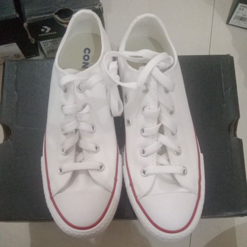 Sepatu Converse 272858C