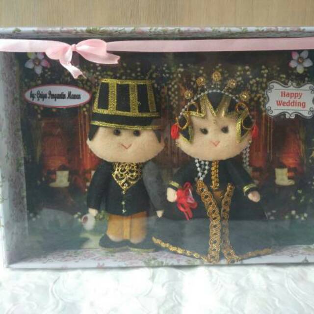 Boneka flanel/boneka adat minang/boneka couple/boneka adat
