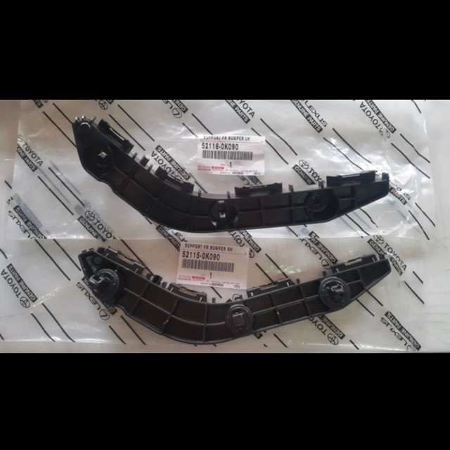 Bracket bumper depan grand innova 2014
