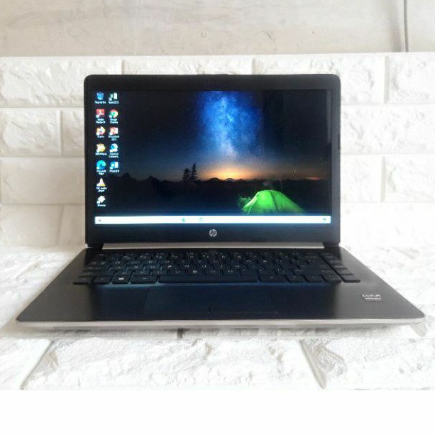 Laptop HP 14-cm0014AX Amd A9-9425 Radeon R5 3.10GHz 4GB 128GB 1TB