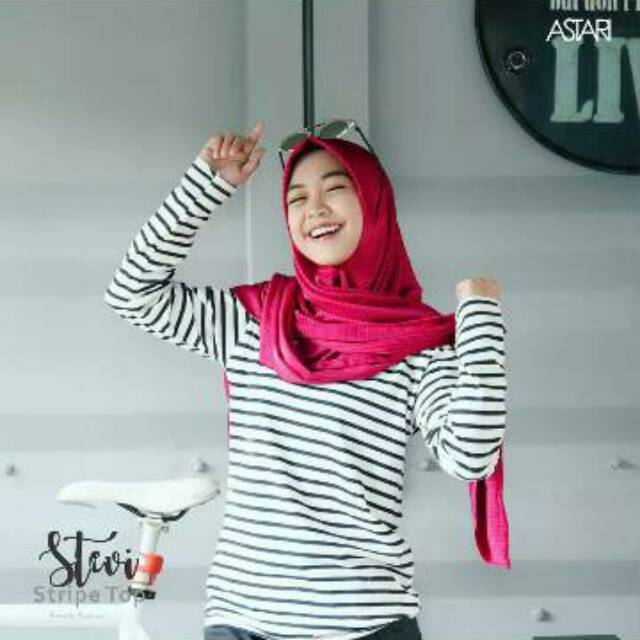 Kaos stripe tee L