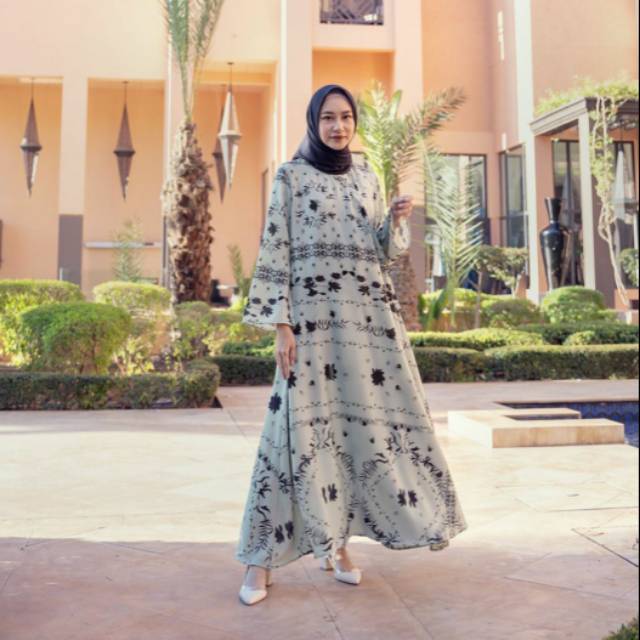 Naomi dress heaven lights