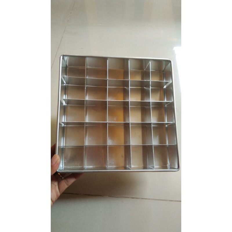 Loyang sekat kue bolu/brownies sekat