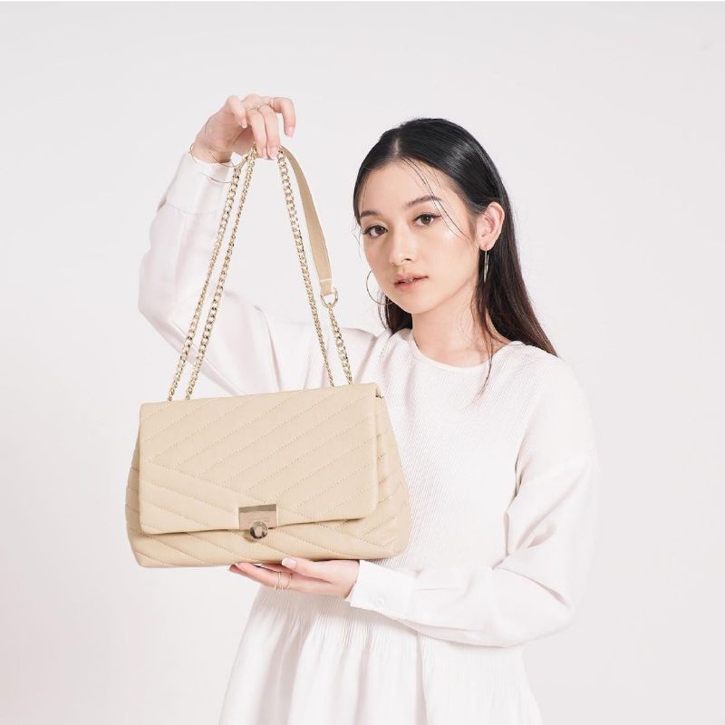 Berlin Bag Beige by Giyomi