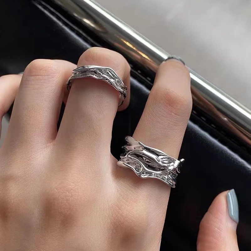 Cincin Model Terbuka Desain Gelombang Asimetris Gaya Trendy / Simple Serbaguna Untuk Wanita