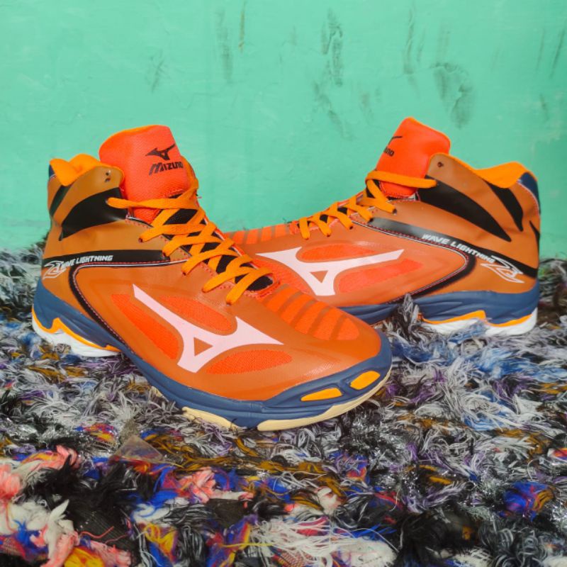 Sepatu Mizuno WLZ3 Sepatu volly Mizuno wave lightning 3 Sepatu Olahraga terbaru