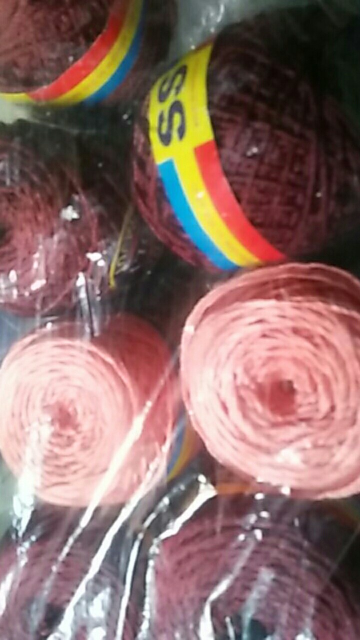 Benang Rajut Poly Indo 100 Gram