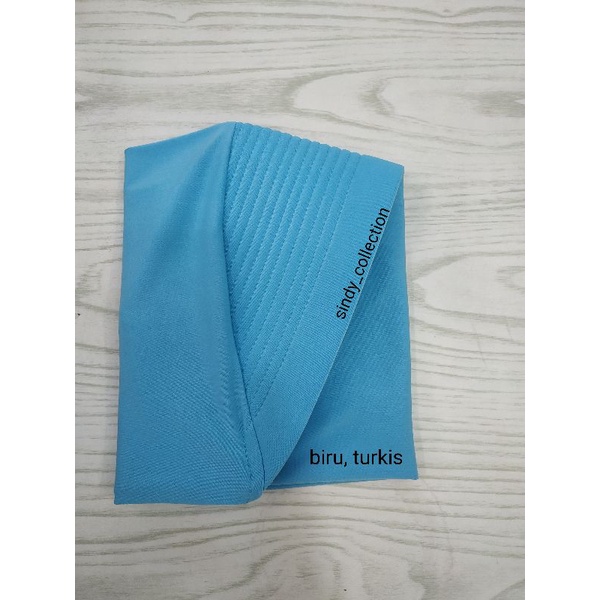 bergo sport pendek  terbaru-Biru muda