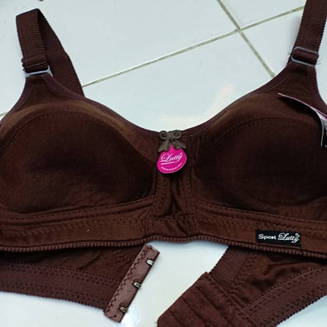 Bh. Sport Lutty .tali lebar kancing 3