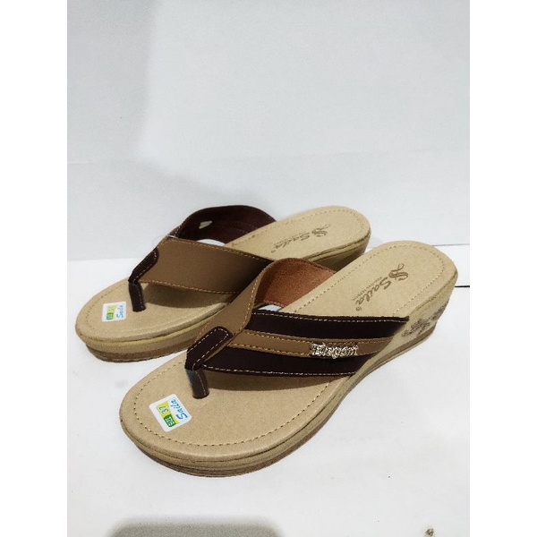 sandal wanita wedges jepit hak 5cm dua warna terbaru saila