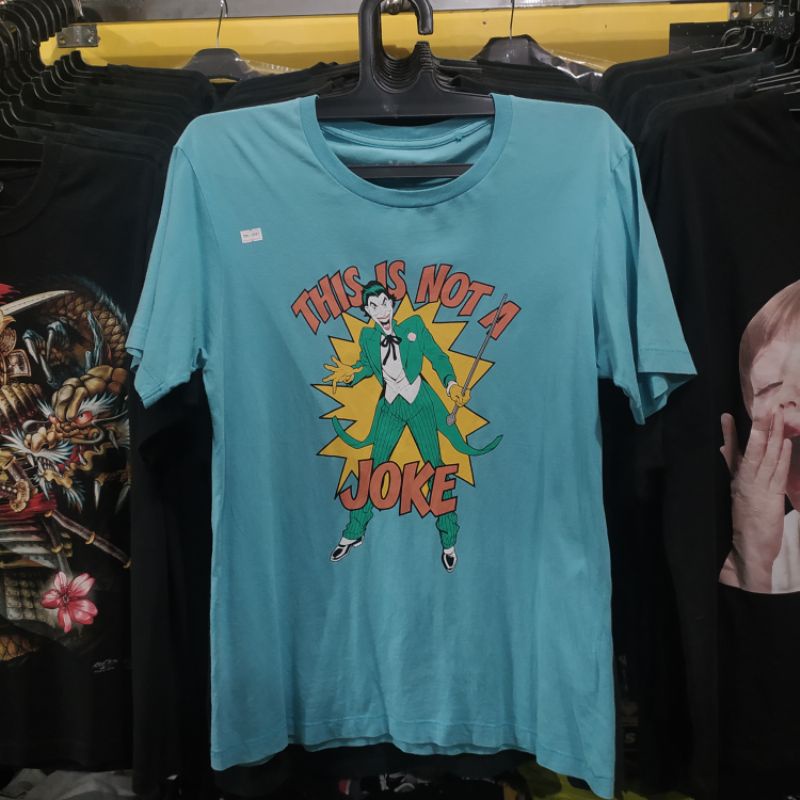KAOS JOKER SECOND UNIQLO X BATMAN