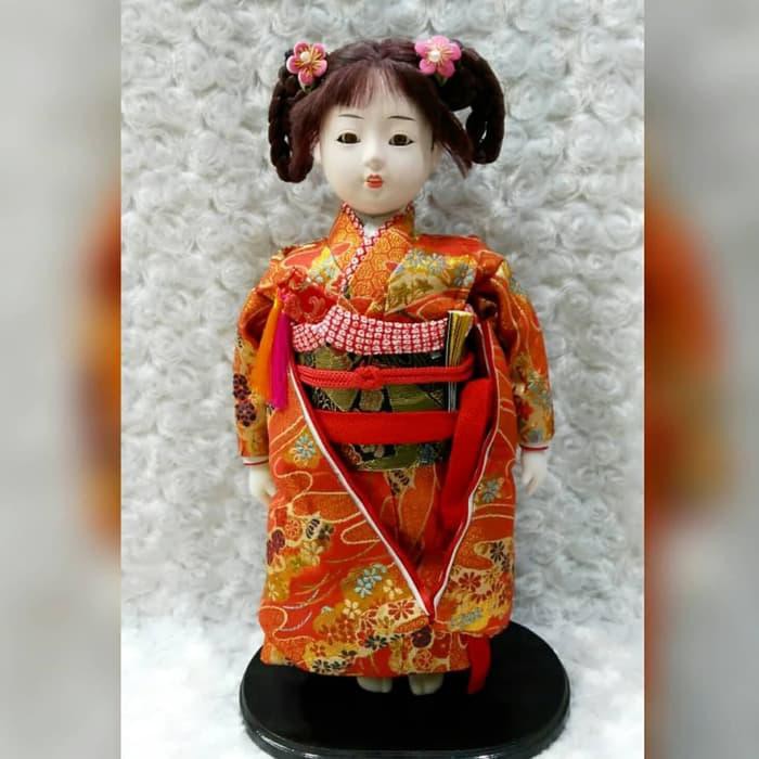geisha doll