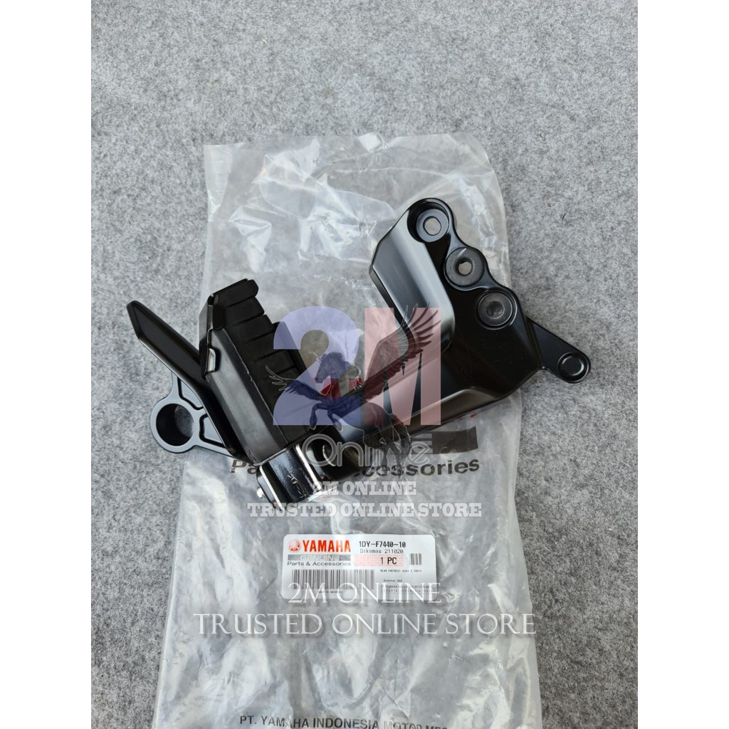 Mdr DUDUKAN FOOTSTEP JUPITER Z1 BELAKANG KANAN ORI YGP 1DY-F7440-10