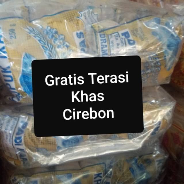 

Krupuk Ikan Kancing Padi Kapas 1 bal