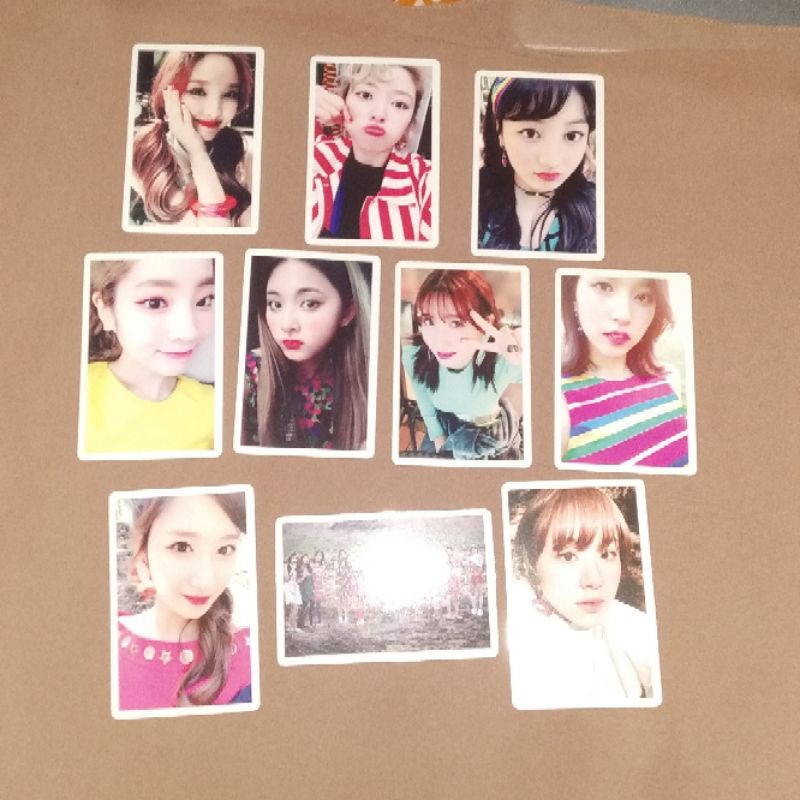 PHOTOCARD (PC) TWICE Signal Pre-Order Benefits dan Postcard Group
