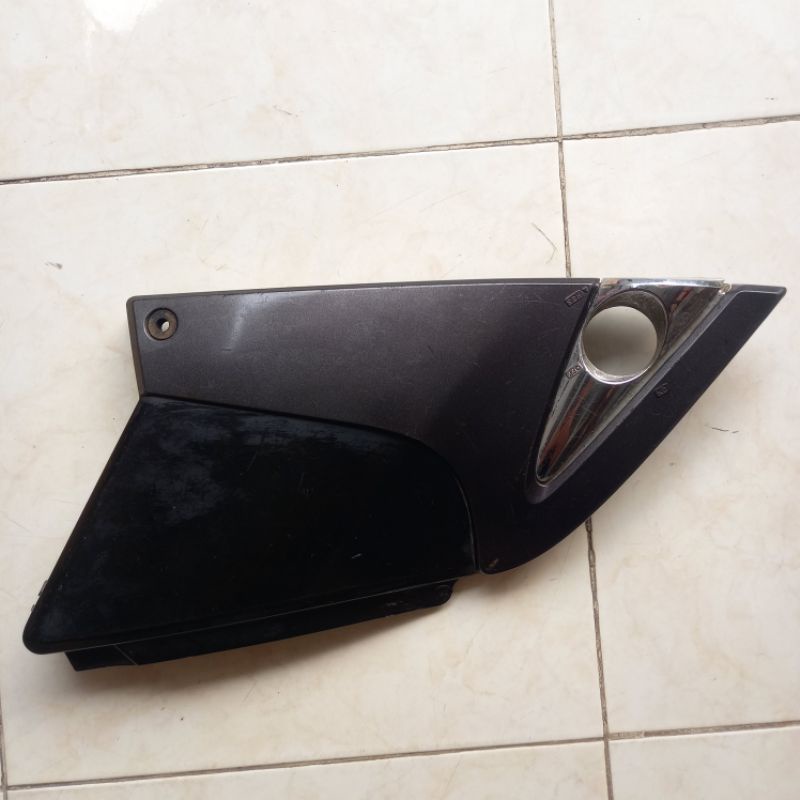 cover kempolan tutup aki motor honda tiger revo tirev sebelah kiri original copotan motor murah meri