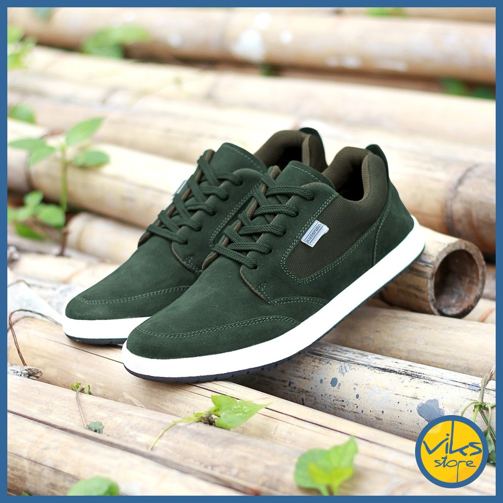 Sepatu Sneakers Pria Cowok Tali Style Casual Distro Kuzatura Original Suede Lokal Premium Elegan