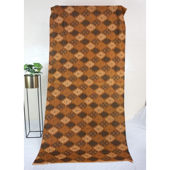 Bahan Batik Kombinasi Tulis Motif Pintu Retno