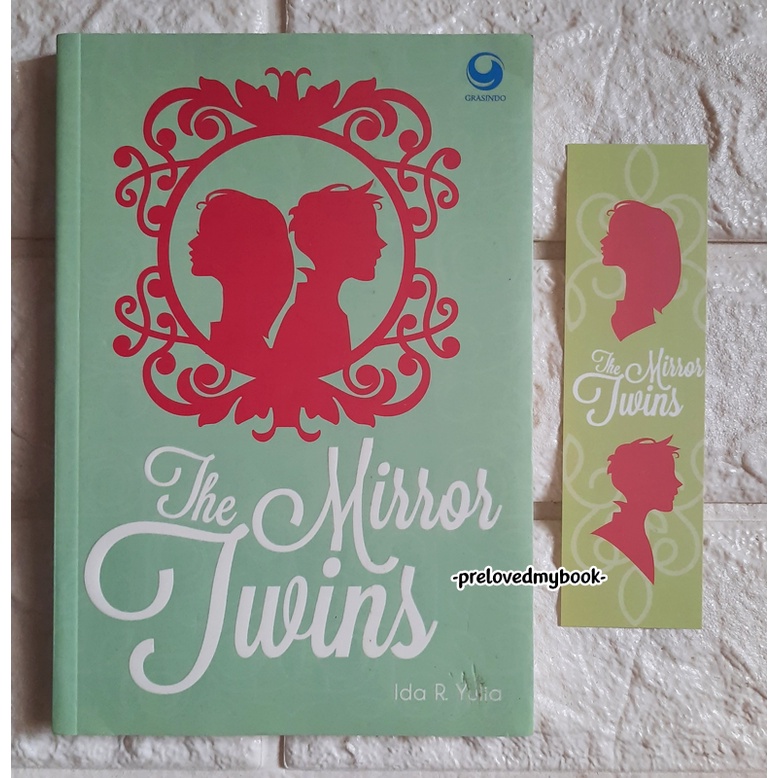 [KOLPRI] SALE ORIGINAL Buku Novel Buku Bekas, Buku Preloved, Novel Bekas, Novel Preloved-THE MIRROR TWINS
