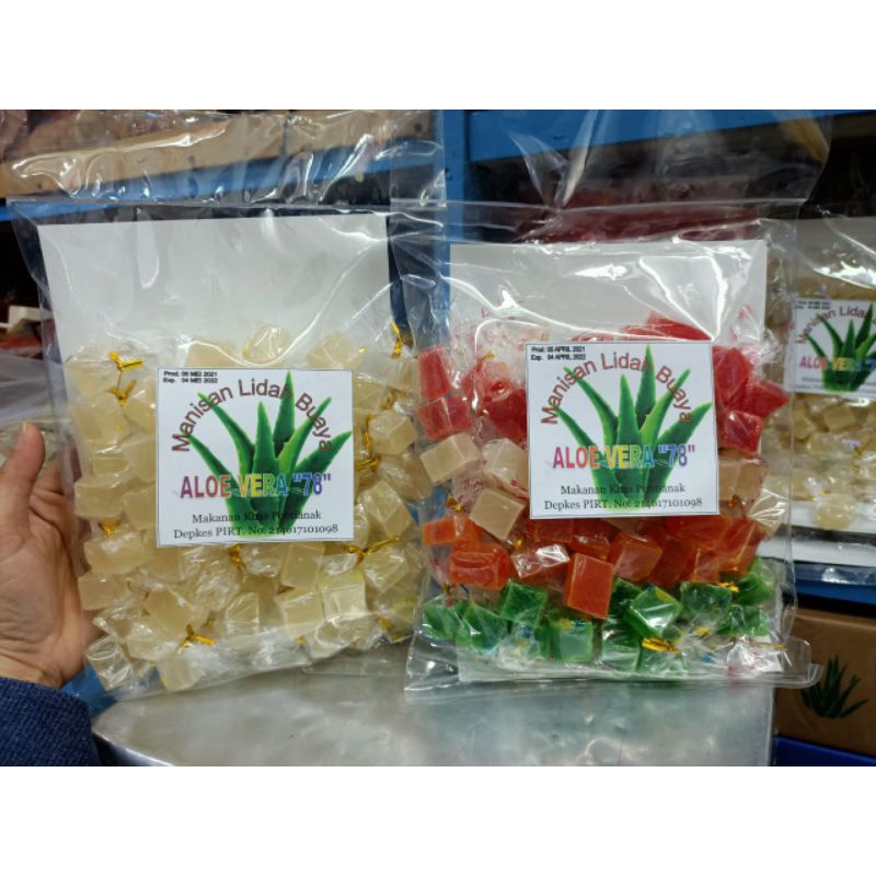 

Manisan Lidah Buaya Makanan Khas Pontianak / Manisan Aloevera / Jelly Aloe Vera / Jelly Lidah Buaya