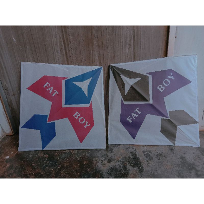 Layangan Sukhoi Standart Kertas Tisu Dua Warna uk. 57