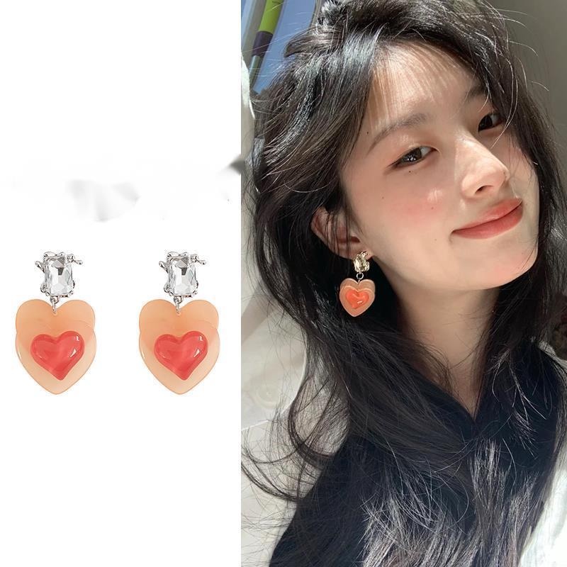 Anting Bentuk Hati Warna Pink