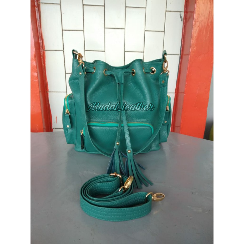 Tas kulit garut > tas selempang serut papirut