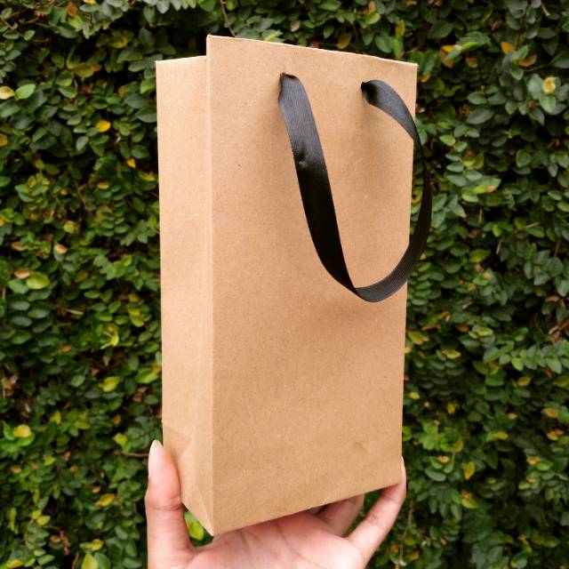 

Paperbag kertas coklat polos 10x6x20