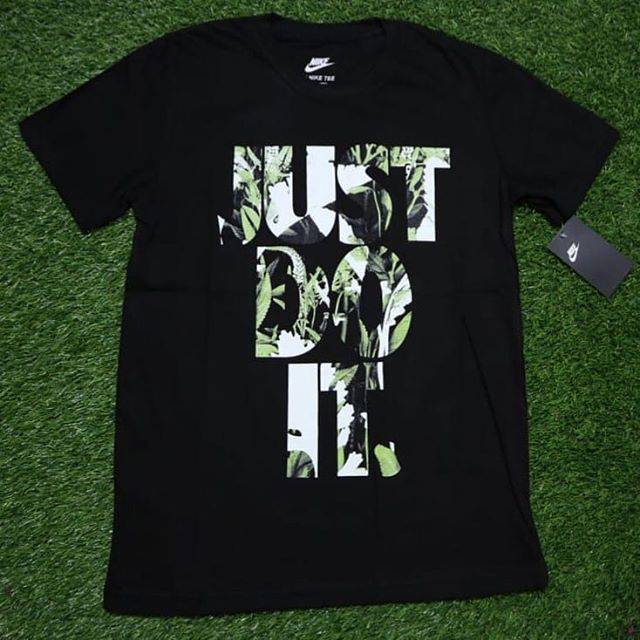 green t shirt nike