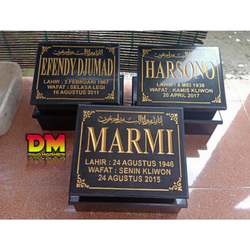 Maesan Nisan Marmer Hitam