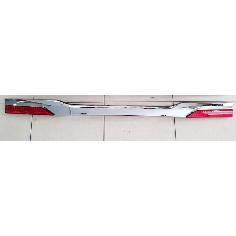 TRUNKLID INNOVA 2004-2015 MODEL GANTI CHROME