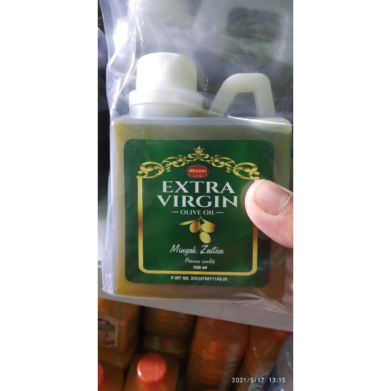 

Minyak Zaitun isi 1 liter extra virgin minyak zaitun ahsani olive oil