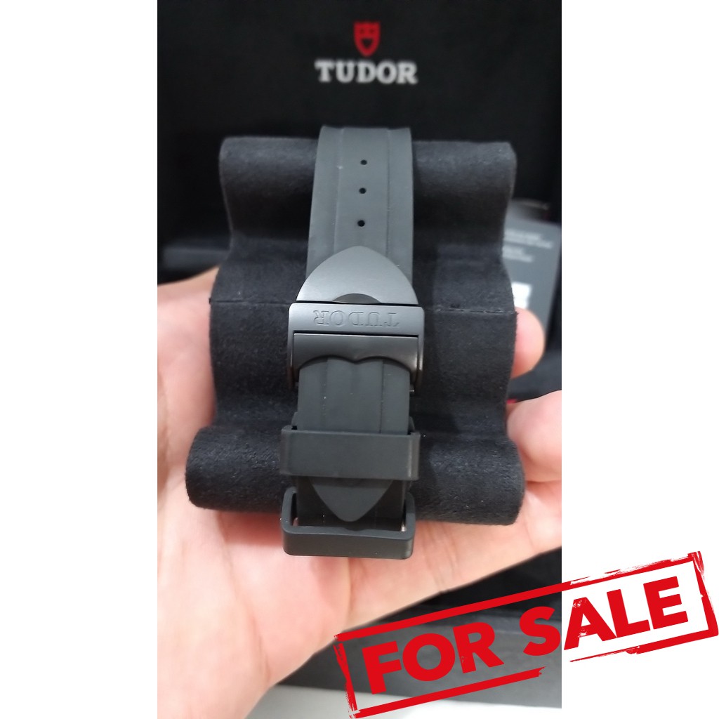 Tudor Fast Rider Black Shield M42000CN 100% Original