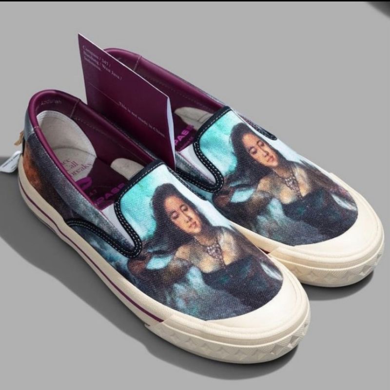 Compass MAESTRO Nyi Roro Kidul