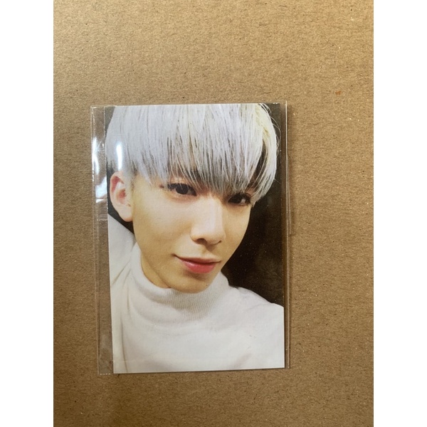SF9 burning sensation hwiyoung photocard