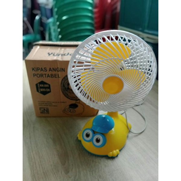 Kipas angin minion