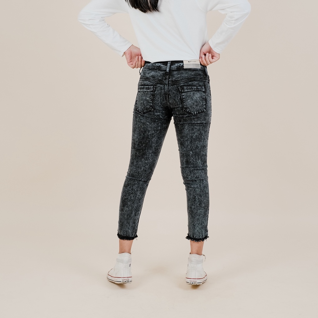 Bunbe - Celana panjang jeans wanita 7/9 snowblack snowblue