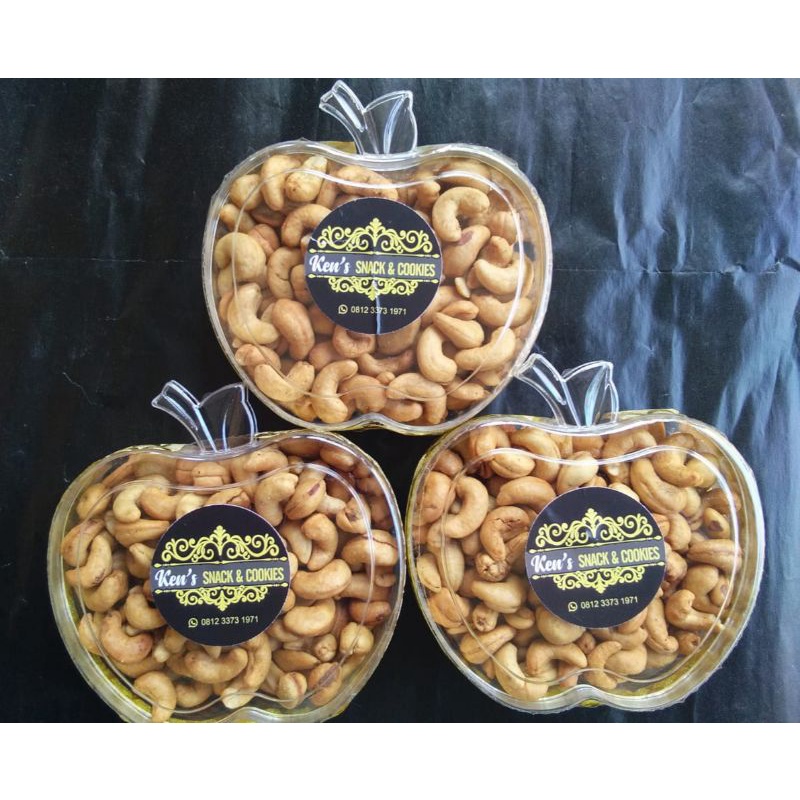 

Ken's Snack & Cookies Kacang Mede/Mete