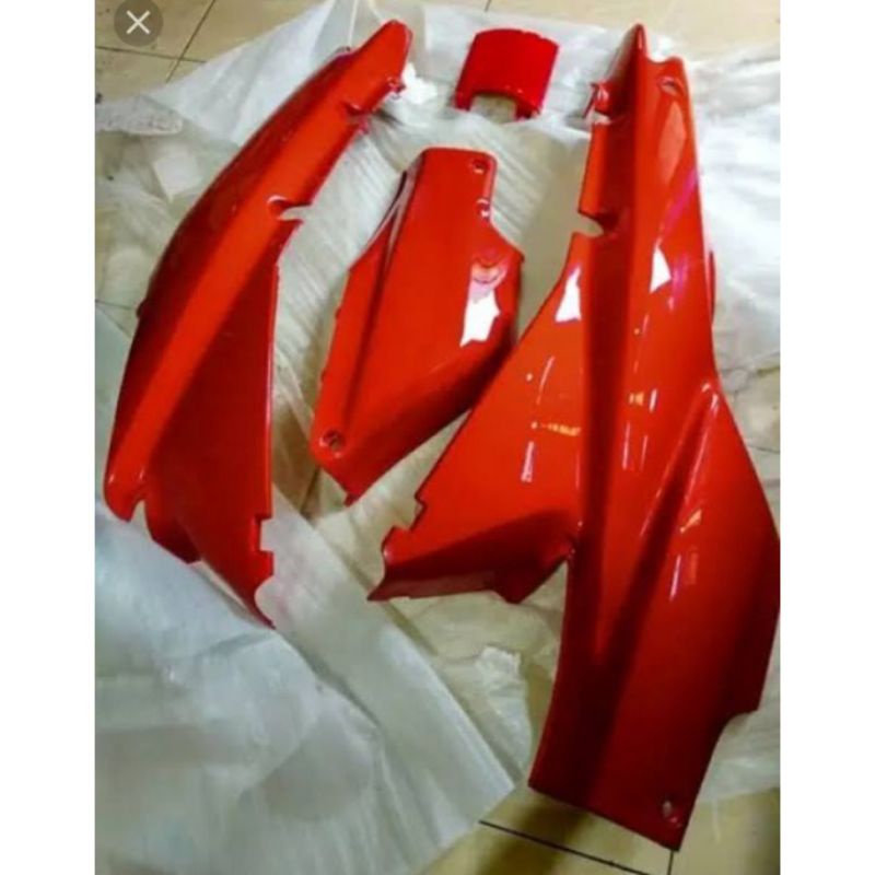 cover body body belakang supra x/ supra fit x lama warna merah lombok all warna