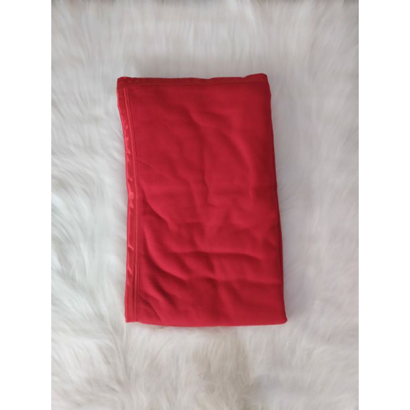 Selimut LUXOR merah hotel / motel / kost / asrama / homestay / guest house / oyo / red doorz / rumah