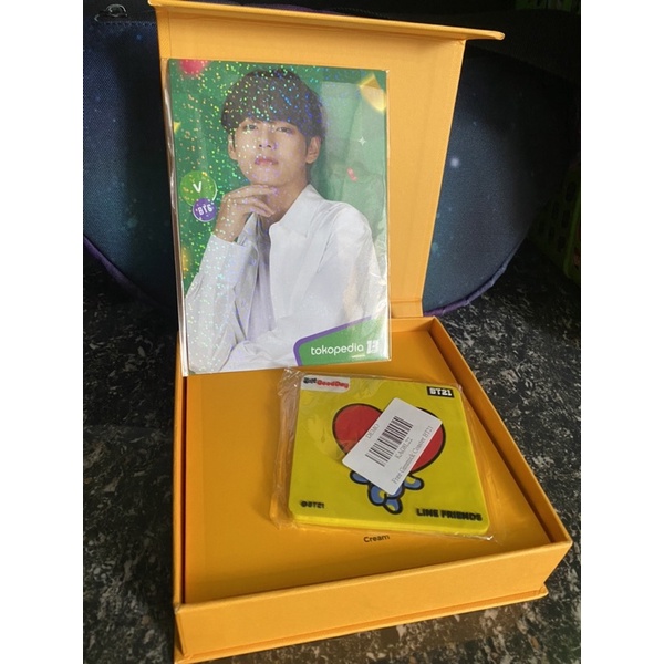 READY  bundling PC Postcard dan tatakan gelas TATA bt21 V Taehyung tae tae mphi Toko ijo Hijau OFFIC