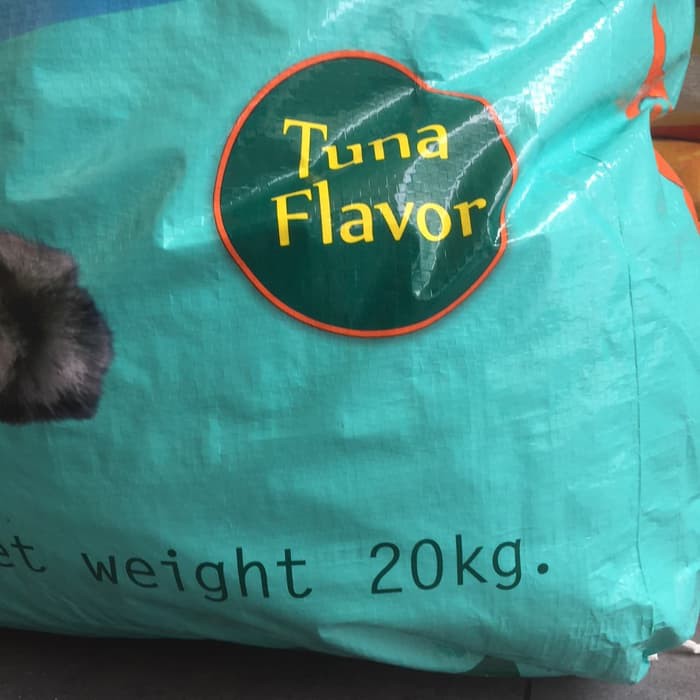 Makanan Kucing MOMO Cat Food Tuna Repack 1kg 1 Kg