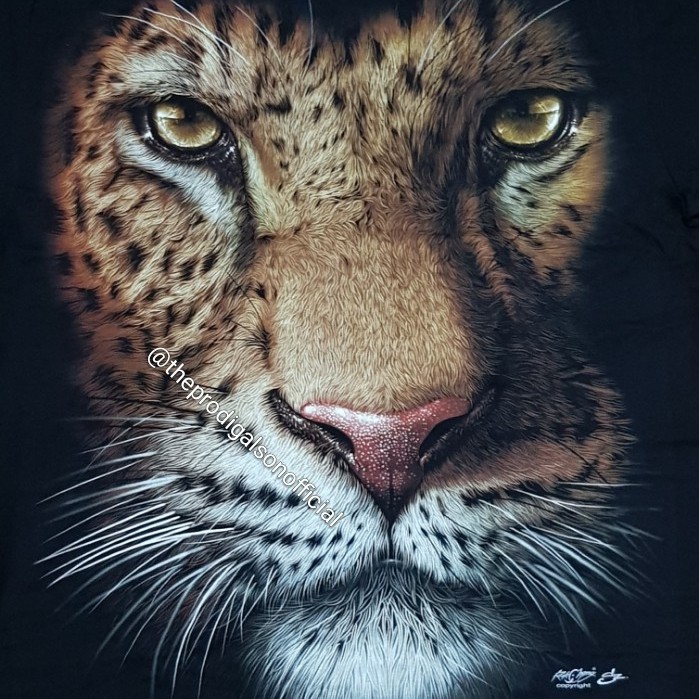 Kaos Rock Chang Import Size L Macan HD Glow in The Dark