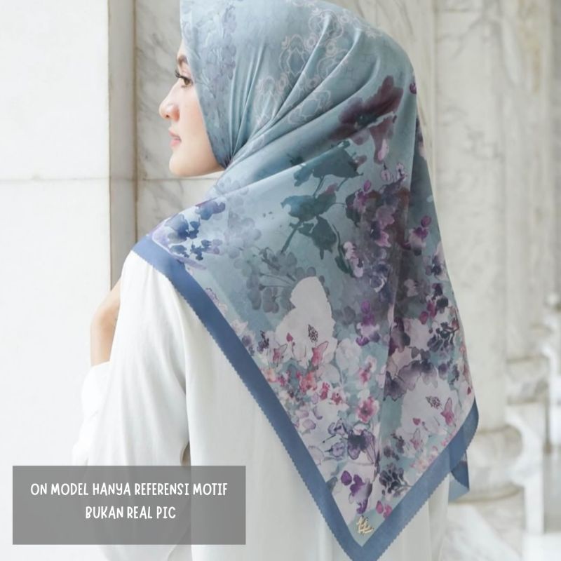 KERUDUNG VOAL SEGI EMPAT SAKURA SERIES