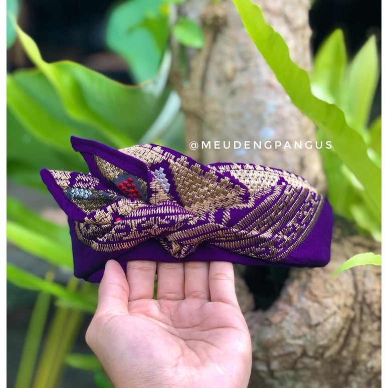 udeng semi songket jadi