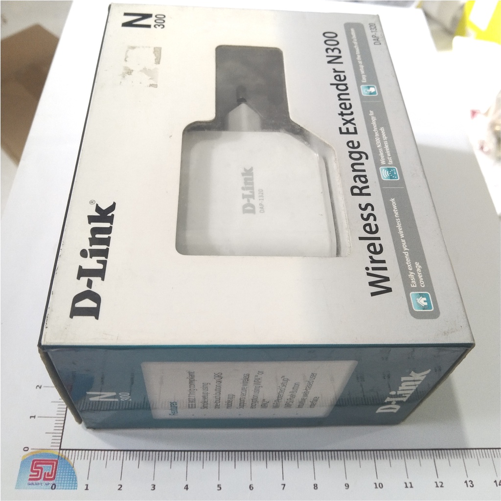 D-Link DAP-1320 Wireless Range Extender Repeater N300 Mbps